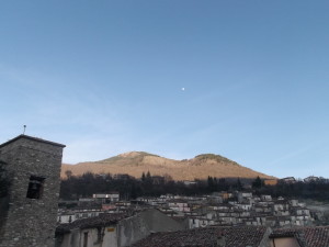 Serra di Paola e Paese